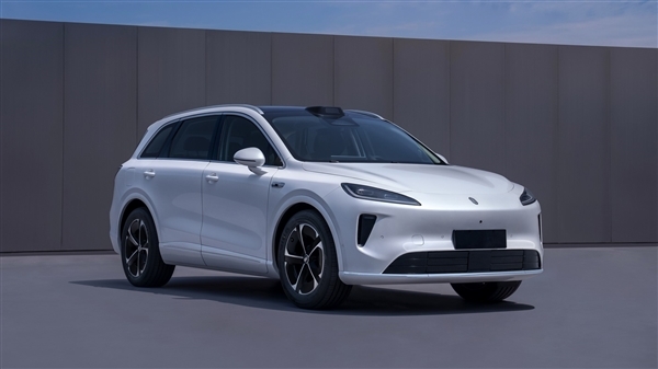 上汽华为打造 尚界H5首张实拍图流出:最亲民鸿蒙智行车来了插图1 上汽华为打造 尚界H5首张实拍图流出:最亲民鸿蒙智行车来了