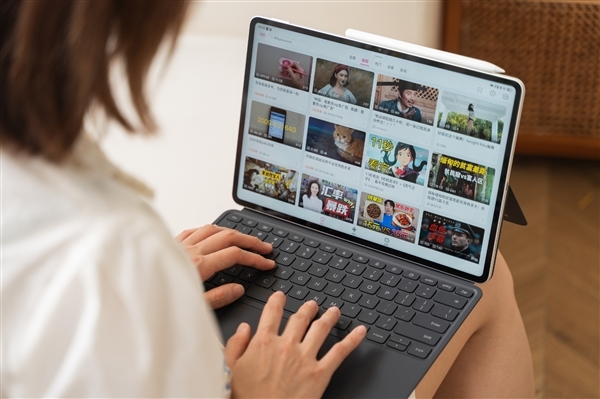 荣耀MagicPad 3支持离焦护眼技术：开启25分钟 短暂性近视指标降低13度