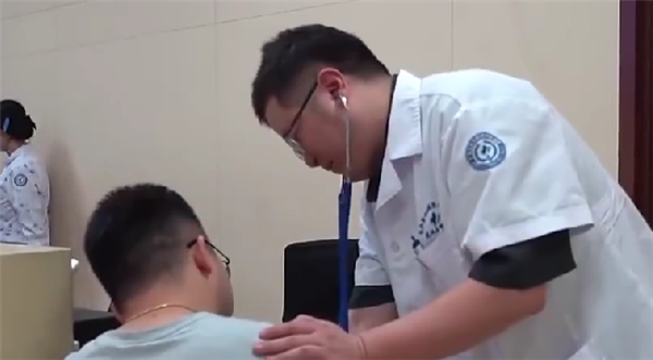 为什么空调26摄氏度比较好 医生：避免“冷中暑”