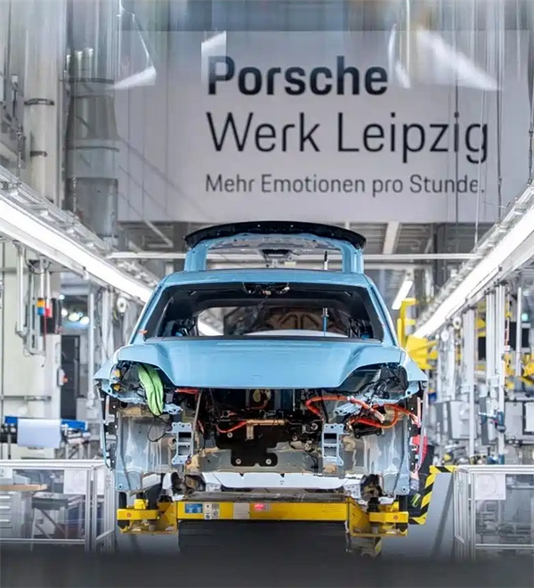 百万里程碑！保时捷Macan第100万辆下线：年销超8.2万台