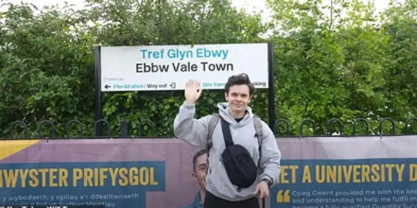 全球最胖小镇：80%的人都是胖子 吃一天就是11000大卡 超标5倍