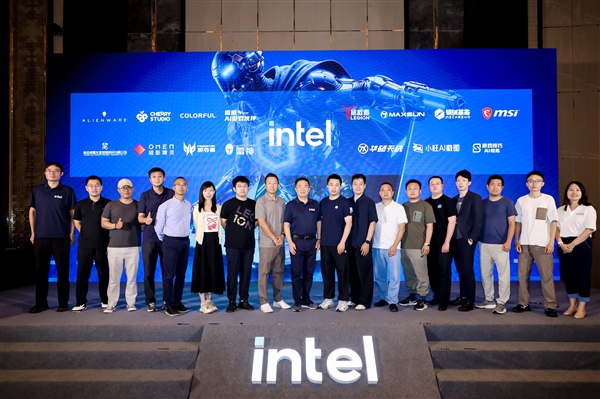 借力英特尔ISV计划 小旺AI截图成AIPC“智能入口”首站