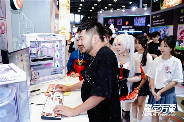 BW2025技嘉AORUS战力全开 次元突破!硬核电竞引爆文化狂潮插图13 BW2025技嘉AORUS战力全开 次元突破!硬核电竞引爆文化狂潮