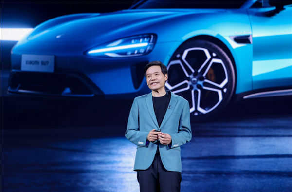 友商羡慕不来！小米YU7爆卖出圈：二期工厂紧急招工