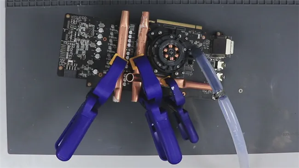还能再战！神卡GTX 1060装上自制水冷：性能飙升13%创纪录