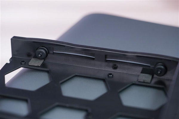 四盘位NAS天花板!极空间Z4Pro+性能版图赏插图12 四盘位NAS天花板!极空间Z4Pro+性能版图赏