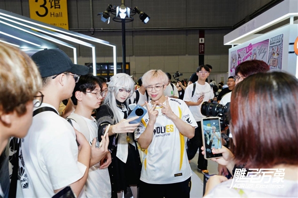 BW2025技嘉AORUS战力全开 次元突破!硬核电竞引爆文化狂潮插图19 BW2025技嘉AORUS战力全开 次元突破!硬核电竞引爆文化狂潮