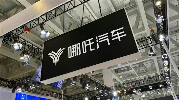 靠零公里二手车爆单：挨骂是真的 真香也是真的