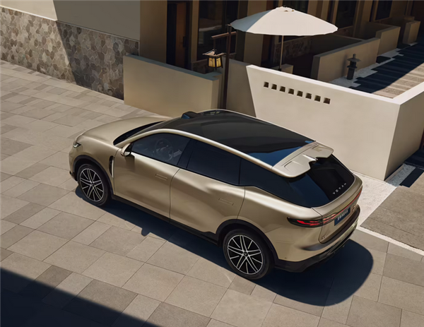 搭载华为智驾座舱全家桶!全新岚图知音官宣 8月底上市插图2 搭载华为智驾座舱全家桶!全新岚图知音官宣 8月底上市