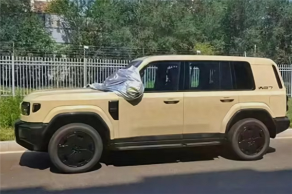 家族新旗舰！奇瑞iCAR V27无伪谍照曝光：完美复刻丰田普拉多