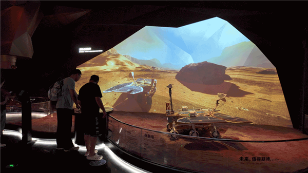 深圳科技馆新馆沉浸式体验全记录:用光影把物理书变活插图3 深圳科技馆新馆沉浸式体验全记录:用光影把物理书变活