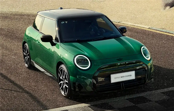 英伦电动小钢炮！MINI COOPER赛车手上市：限时20.98万元