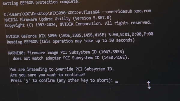 技嘉RTX 5090刷入华硕超频BIOS：功率限制1600W！提升10.3%