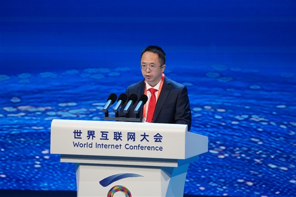 周鸿祎世界互联网大会数字丝路论坛演讲：AI时代的网络安全更需要全球协作