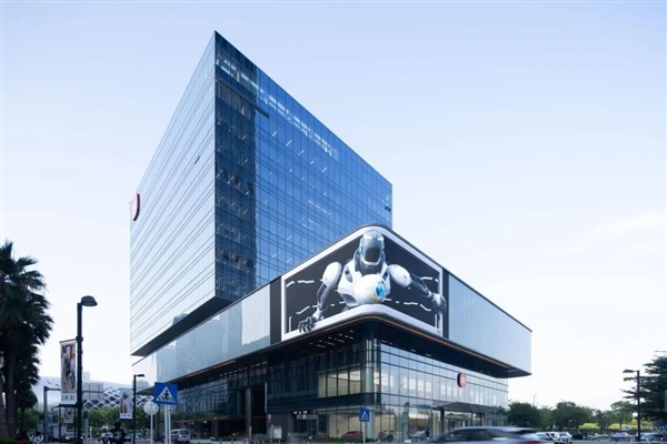 小米深圳大厦已入驻完毕：独栋建筑 海景工位办公