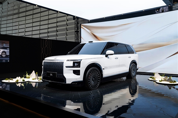 动力媲美3台W12发动机！极氪9X核心动力参数公布