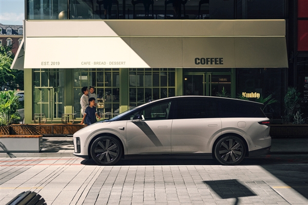 再次定义纯电SUV！理想i8发布会定档：7月29日见