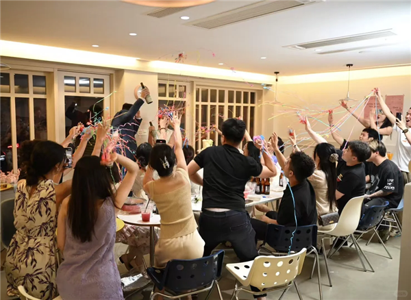 订婚仪式成了年轻人婚前的扫雷大战