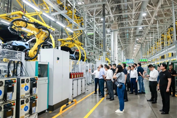 破天荒！宁德时代首次布局“厂中厂”模式：给了问界