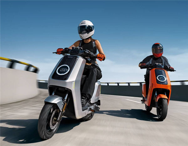 首发11999元！小牛电动两款旗舰新品发布：极速25km/h