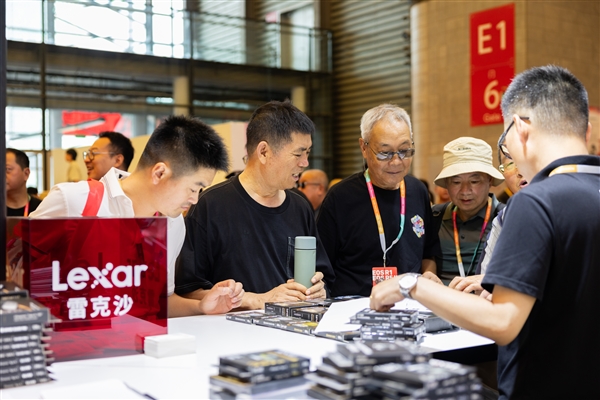 雷克沙惊喜亮相2025上海P&I展 全场景存储生态引领影像未来