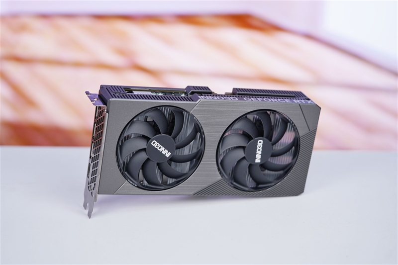 映众RTX 5050曜夜显卡评测：DLSS 4普及 RTX 4060可以退休了