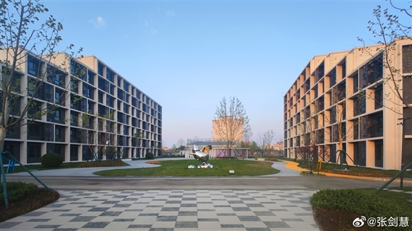 北京、南京1999元/月！小米青年公寓首批员工入驻：每人都发礼品