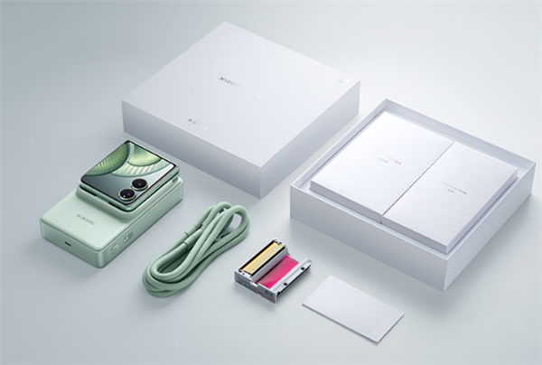 小米回应：MIX Flip 2为何把长焦换成广角、动态照片如何打印