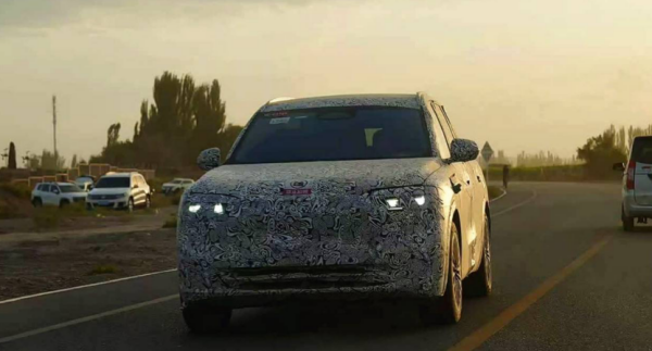 全新问界M7大升级:底盘大换血 小M8坐实了插图2 全新问界M7大升级:底盘大换血 小M8坐实了