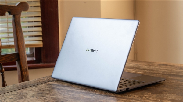 QQ鸿蒙电脑版上线：支持腾讯文档和微云