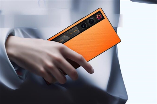 红魔10 Air烈焰橙12+256G上线：红魔最薄真全面屏 3149元