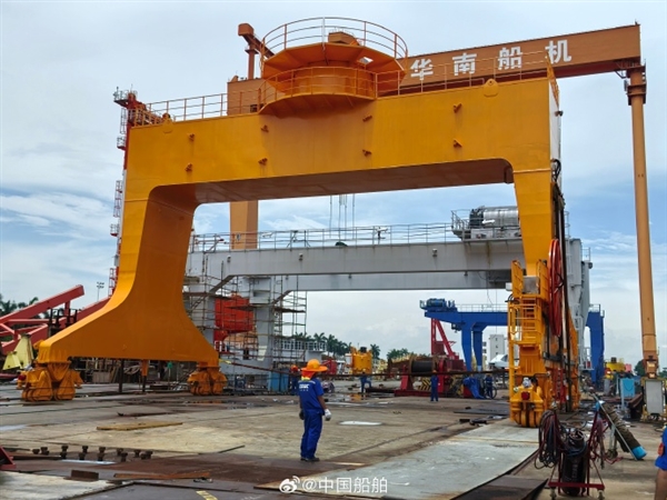 成功交付！亚洲第一大挖泥船配套起重机