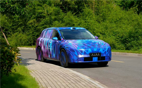 鸿蒙智行首次下探20万内 尚界首车谍照曝光：空间稳了！