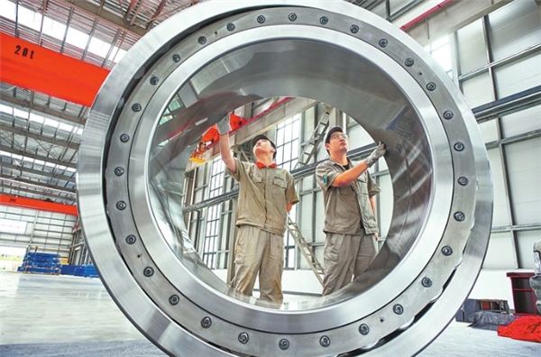 22米！全球最大辗环机全系列轴承在洛阳下线交付
