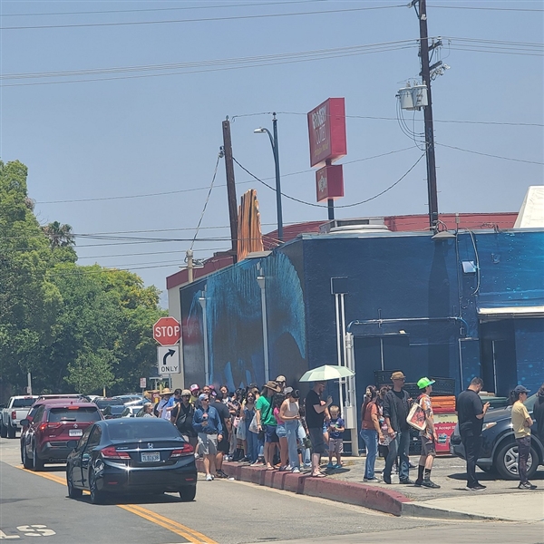 《侏罗纪世界：重生》票房破六亿