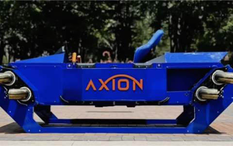 全球首款飞行赛车问世！快是真的快 但你敢开吗