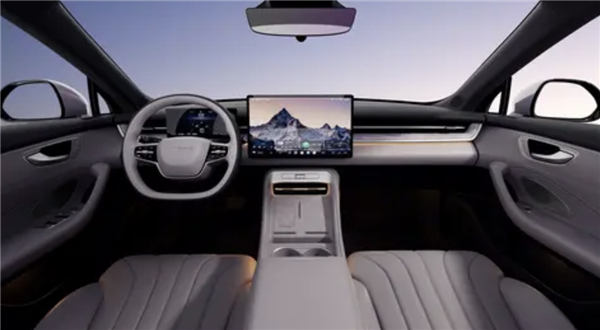 荣威M7 DMH内饰官宣：搭载悬浮大屏 保留物理按键