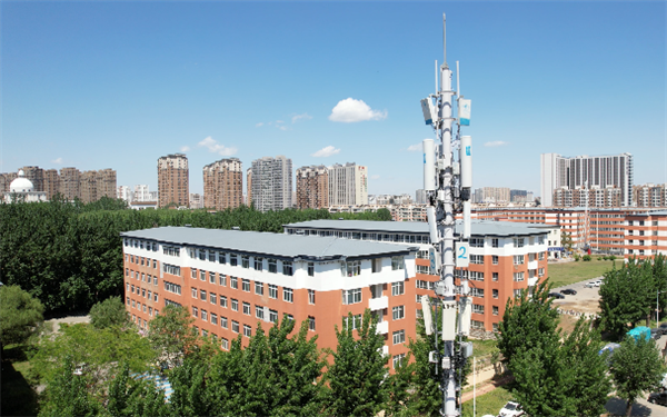 华为打造智能基站：实时自动改变波形 效率提升30倍以上