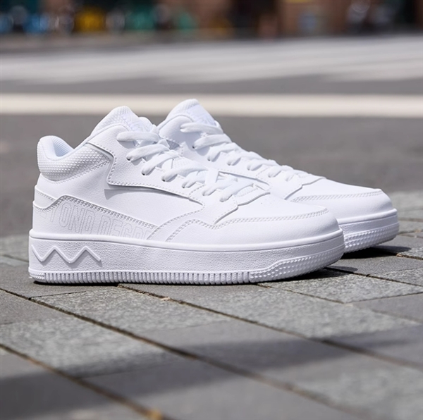 69元抄底：361° 复古街头运动鞋1.9折大促（12款可选）