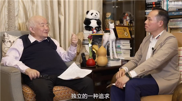 北大教授钱理群建议年轻人：不要听那些鸟导师的话 可以先躺平睡一觉