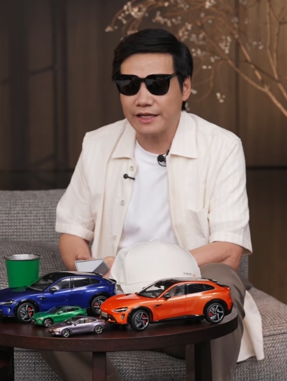 雷军直播省流总结来了！小米YU7火爆超出预期 回应大定质疑