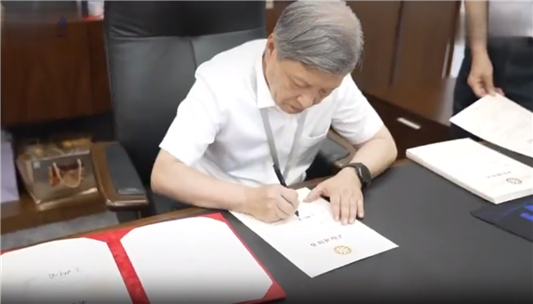 福耀科技大学首期本科50人集结完毕：王树国亲笔签署