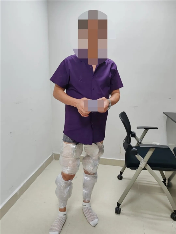 光盘侠真搁浅了！男子大腿藏168张《死亡搁浅2》PS5游戏碟进境被查获
