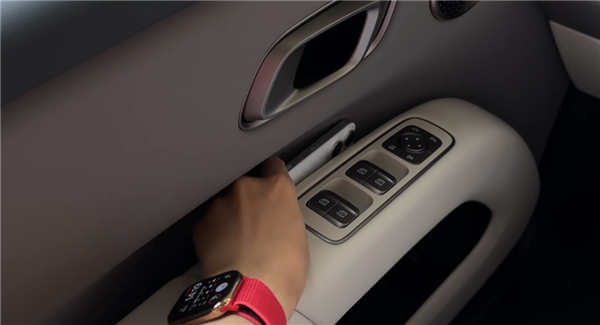 理想第一台纯电SUV登场！一文看完理想i8内饰亮点