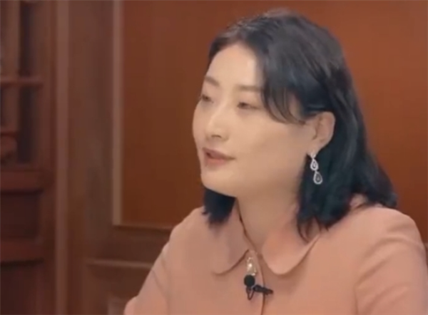 娃哈哈称宗庆后股权被宗馥莉100%继承：后者回应是娃哈哈掌门人 坚持做自己