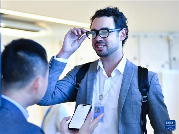 AR眼镜“北京队”亮亮视野：唯有极致专注  才能抗衡Meta和苹果