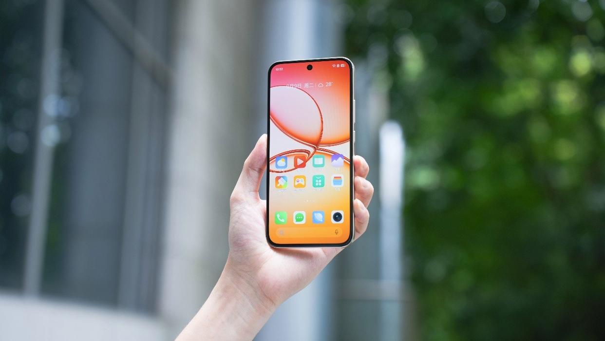 1199元起 天玑芯+安卓15! 超能小直屏真我15T正式发布插图16