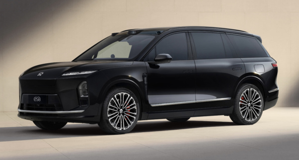 蔚来全新ES8正式上市：租电仅售29.88万起