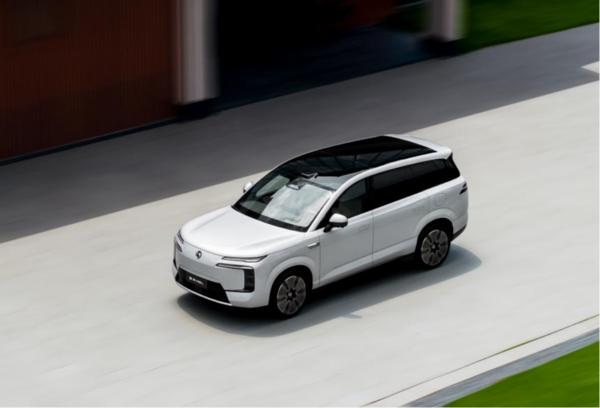 六座安全豪华SUV腾势N8L正式开启预售 31.98万起