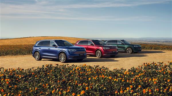 鸿蒙智行问界M7、尚界H5发布  真人感小艺超能干